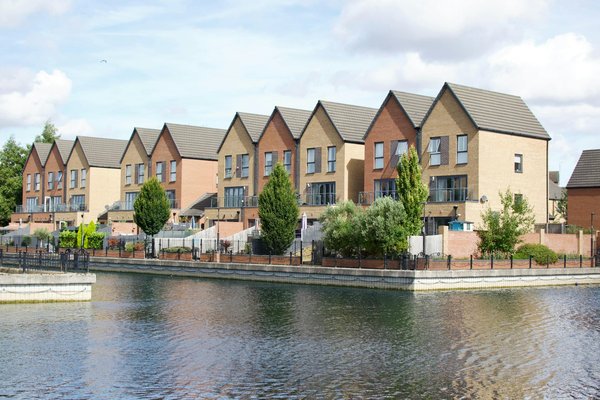 Neuf ou Ancien : Comment Choisir la Maison Idéale pour un Investissement Rentable ?